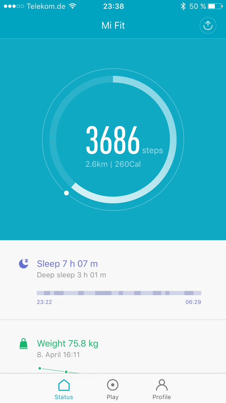 Die tagesaktuell zurückgelegten Schritte immer im Blick Günstiger Fitness Tracker - Xiaomi Mi Band