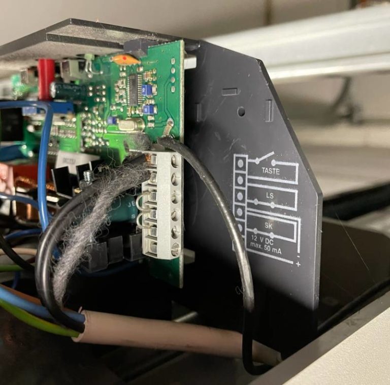 Garagentor per App steuern - Praxistest auf creative-tools.de