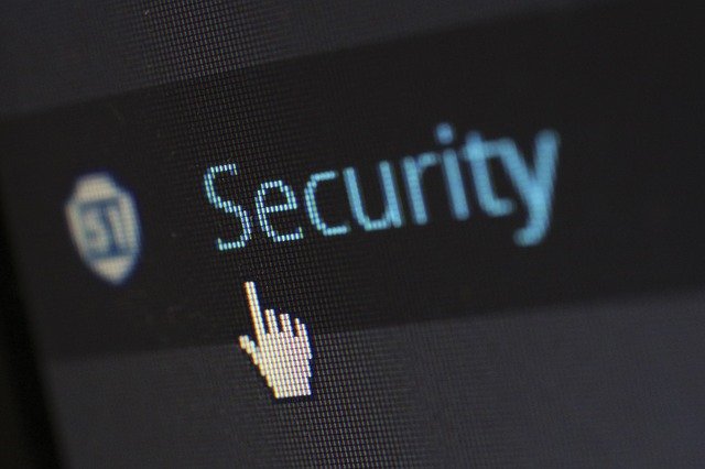 IT-Infrastruktur im Unternehmen zuverlässig schützen IT-Infrastruktur im Unternehmen zuverlässig schützen