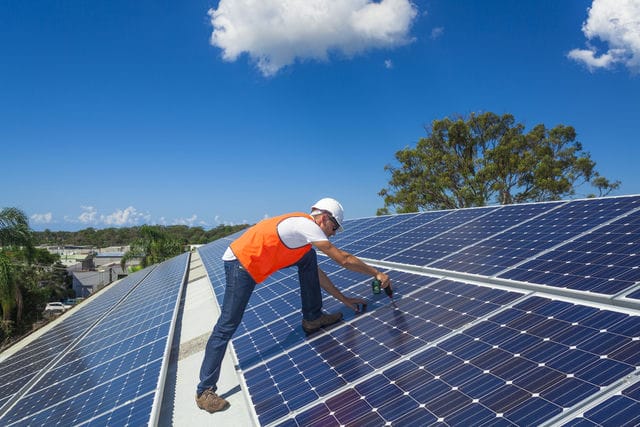 Solarmodule installieren Solarmodule installieren